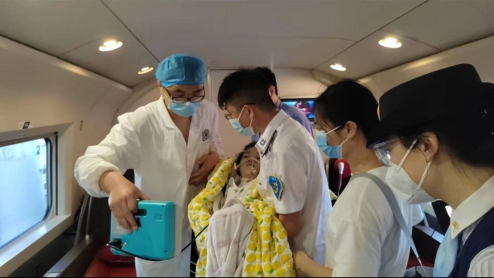 贵南县专业高铁转运